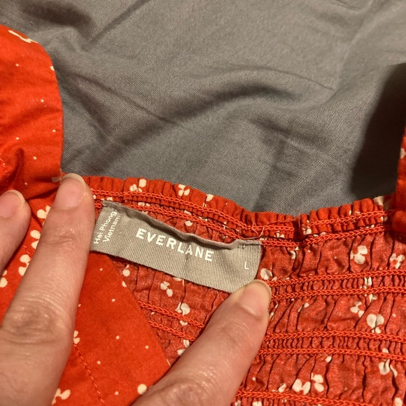 Everlane - The Smock Dress in Red Floral - Picture 6 of 6